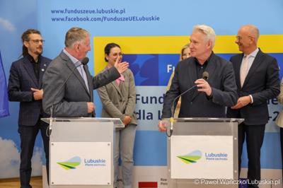 Uczestnicy konferencji prasowej w Urzędzie Marszałkowskim Województwa Lubuskiego