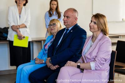 Na pielęgniarstwo w AJP trafiło 5,2 miliona złotych. To część szerszego programu wsparcia, który objął także Uniwersytet Zielonogórski i inne instytucje na łączną kwotę niemal 50 milionów złotych w ciągu ostatniej dekady.