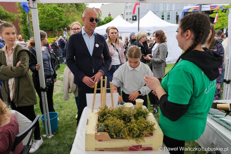 Piknik Funduszy Europejskich 2025 w Zielonej Górze na pl. Teatralnym w Zielonej Górze
