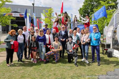 Piknik Funduszy Europejskich 2025 w Zielonej Górze na pl. Teatralnym w Zielonej Górze