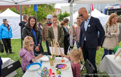 Piknik Funduszy Europejskich 2025 w Zielonej Górze na pl. Teatralnym w Zielonej Górze