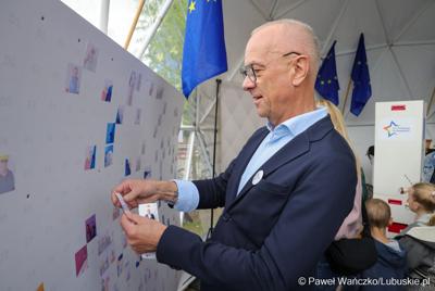 Piknik Funduszy Europejskich 2025 w Zielonej Górze na pl. Teatralnym w Zielonej Górze