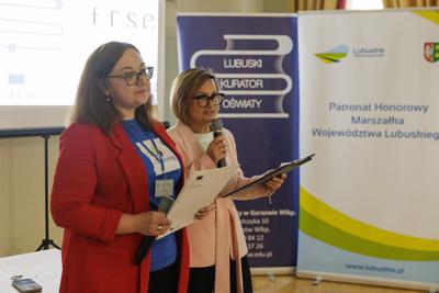  Projekt edukacyjny jest czymś, z czym powinna na co dzień obcować każda szkoła, każda placówka edukacyjna. Projekty edukacyjne to projekty badawcze, społeczne, językowe, ale to także szeroko pojęte projekty wychowawcze.