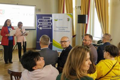  Projekt edukacyjny jest czymś, z czym powinna na co dzień obcować każda szkoła, każda placówka edukacyjna. Projekty edukacyjne to projekty badawcze, społeczne, językowe, ale to także szeroko pojęte projekty wychowawcze.