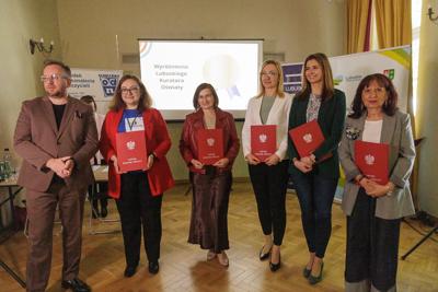  Projekt edukacyjny jest czymś, z czym powinna na co dzień obcować każda szkoła, każda placówka edukacyjna. Projekty edukacyjne to projekty badawcze, społeczne, językowe, ale to także szeroko pojęte projekty wychowawcze.