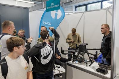 15 maja 2025 r. w Aeroklubie Ziemi Lubuskiej w Zielonej Górze-Przylepie odbyły się Targi AIR DRONE EXPO LUBUSKIE 2025.