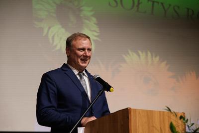 W sobotę, 17 maja 2025 roku, w Świebodzińskim Domu Kultury odbyła się uroczysta Gala Finałowa pierwszej edycji konkursu „Sołtys Roku 2025”, zorganizowanego przez Departament Programów Rozwoju Obszarów Wiejskich Urzędu Marszałkowskiego Województwa Lubuskiego.