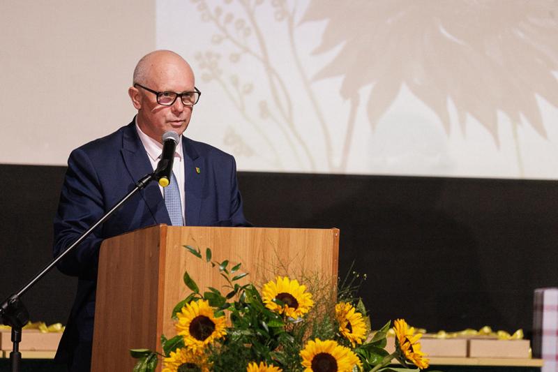 W sobotę, 17 maja 2025 roku, w Świebodzińskim Domu Kultury odbyła się uroczysta Gala Finałowa pierwszej edycji konkursu „Sołtys Roku 2025”, zorganizowanego przez Departament Programów Rozwoju Obszarów Wiejskich Urzędu Marszałkowskiego Województwa Lubuskiego.