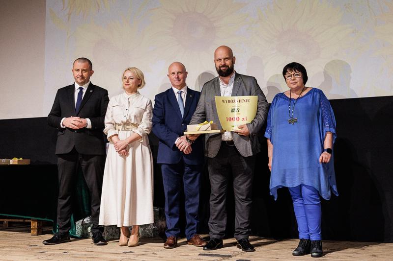 W sobotę, 17 maja 2025 roku, w Świebodzińskim Domu Kultury odbyła się uroczysta Gala Finałowa pierwszej edycji konkursu „Sołtys Roku 2025”, zorganizowanego przez Departament Programów Rozwoju Obszarów Wiejskich Urzędu Marszałkowskiego Województwa Lubuskiego.