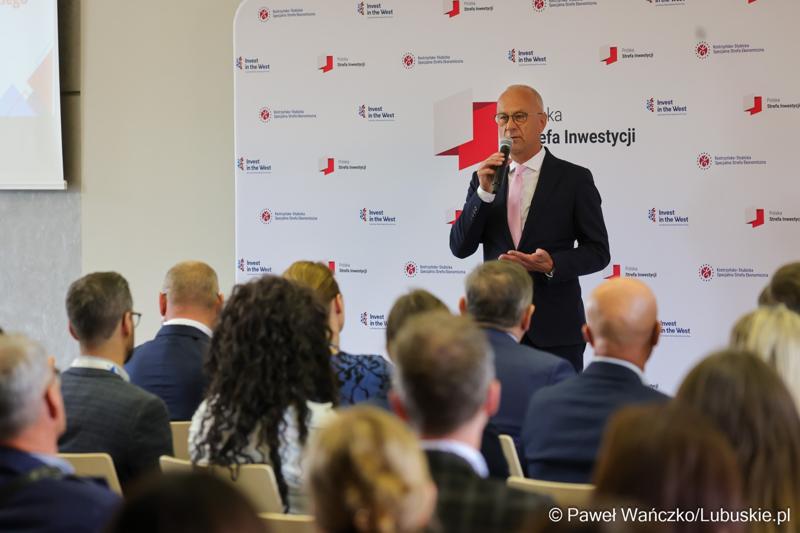 Uczestnicy dwudniowej Konferencji Polska Strefa Inwestycji 2025 – Forum Gospodarcze K-S-SSE, w Pałacu w Mierzęcinie