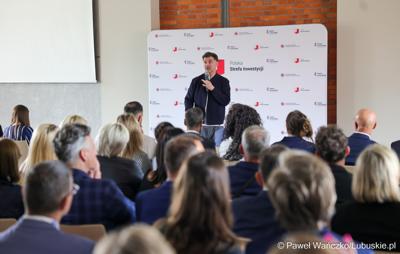 Uczestnicy dwudniowej Konferencji Polska Strefa Inwestycji 2025 – Forum Gospodarcze K-S-SSE, w Pałacu w Mierzęcinie
