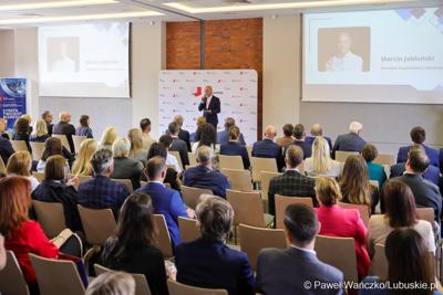 Uczestnicy dwudniowej Konferencji Polska Strefa Inwestycji 2025 – Forum Gospodarcze K-S-SSE, w Pałacu w Mierzęcinie
