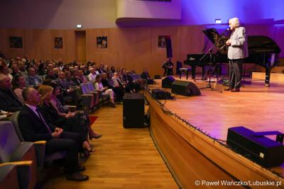 Gala rozdania nagród Kozzi Film Festiwal w Filharmonii Zielonogórskiej 
