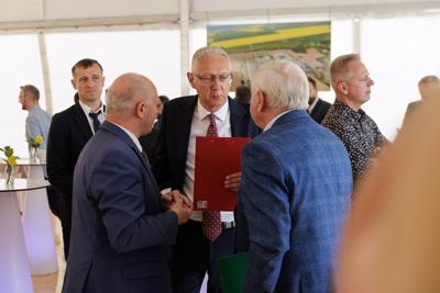 W Bieganowie, gdzie niegdyś działała największa w Polsce Przemysłowa Ferma Trzody Chlewnej, właśnie otwarto nowoczesną fermę zarodową.
