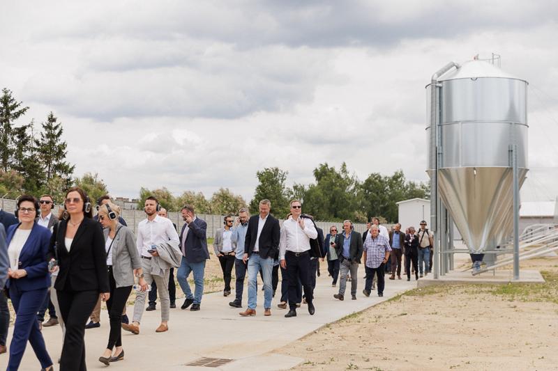 W Bieganowie, gdzie niegdyś działała największa w Polsce Przemysłowa Ferma Trzody Chlewnej, właśnie otwarto nowoczesną fermę zarodową.