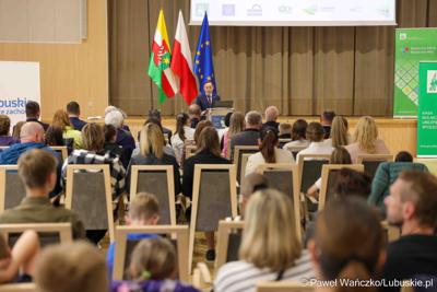 Uroczystość podsumowująca konkursy i wręczenie nagród laureatom etapów wojewódzkich i osób wyróżnionych w XV edycji  ogólnopolskiego Konkursu Plastycznego dla dzieci „Wioski bez troski” oraz VI edycji Ogólnopolskiego Konkursu dla Dzieci na Rymowankę o Bezpieczeństwie w Gospodarstwie Rolnym pod hasłem „Wioski bez troski”.