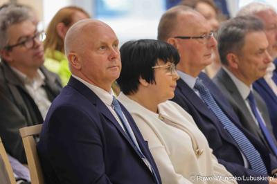 Uroczystość podsumowująca konkursy i wręczenie nagród laureatom etapów wojewódzkich i osób wyróżnionych w XV edycji  ogólnopolskiego Konkursu Plastycznego dla dzieci „Wioski bez troski” oraz VI edycji Ogólnopolskiego Konkursu dla Dzieci na Rymowankę o Bezpieczeństwie w Gospodarstwie Rolnym pod hasłem „Wioski bez troski”.