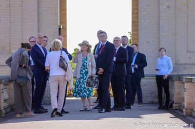W Kancelarii Kraju Związkowego Brandenburgia w Poczdamie odbyło się wspólne posiedzenie Zarządu Województwa Lubuskiego i rządu Kraju Związkowego Brandenburgia. Wydarzenie wiąże się z 25-leciem podpisania wspólnego oświadczenia o współpracy między regionami.