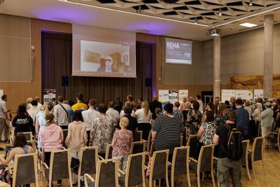 Jesteśmy Razem! Regionalna Konferencja REHA w Zielonej Górze Łączy Osoby z Niepełnosprawnościami