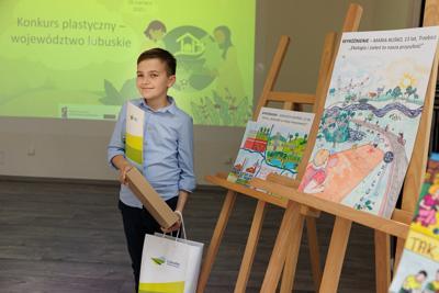 Konkurs był skierowany był do dzieci w wieku szkolnym (od pierwszej do ósmej klasy szkoły podstawowej). Dzieci zaprezentowały w swoich rysunkach, co jest dla nich ważne w miejscu zamieszkania, jak powinna wyglądać ich najbliższa okolica i relacje między sąsiadami.