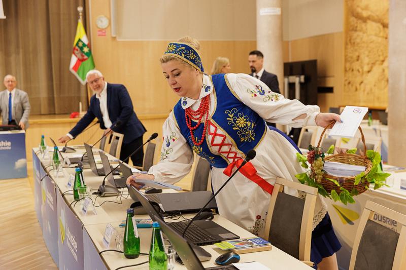 Uczestnicy XI zwyczajnej sesji Sejmiku Województwa Lubuskiego