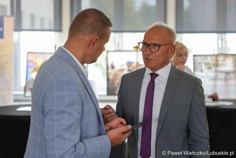 Uczestnicy XI zwyczajnej sesji Sejmiku Województwa Lubuskiego