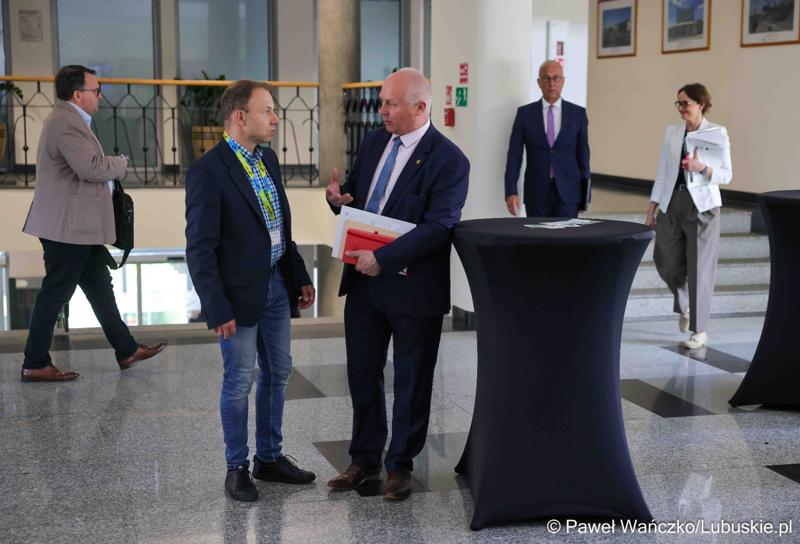 Uczestnicy XI zwyczajnej sesji Sejmiku Województwa Lubuskiego