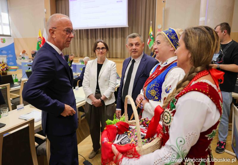 Uczestnicy XI zwyczajnej sesji Sejmiku Województwa Lubuskiego