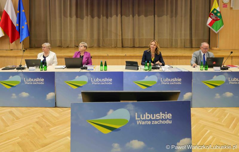 Uczestnicy XI zwyczajnej sesji Sejmiku Województwa Lubuskiego