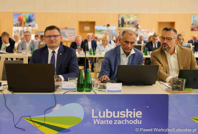 Uczestnicy XI zwyczajnej sesji Sejmiku Województwa Lubuskiego