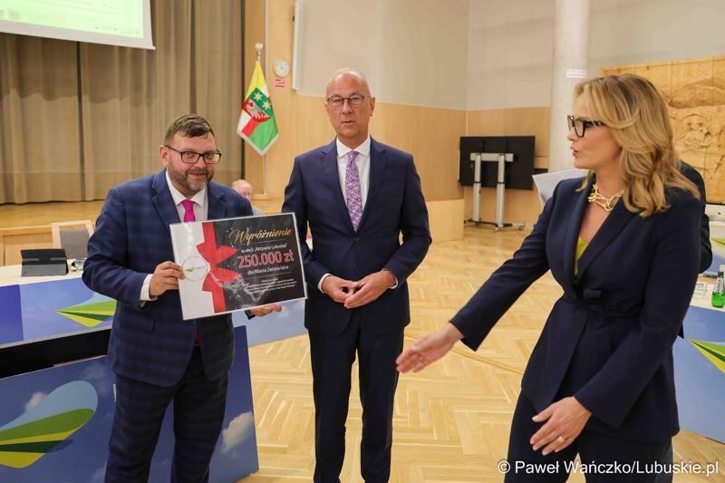 Uczestnicy XI zwyczajnej sesji Sejmiku Województwa Lubuskiego