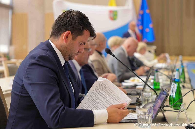 Uczestnicy XI zwyczajnej sesji Sejmiku Województwa Lubuskiego