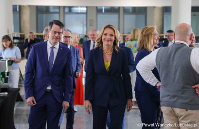 Uczestnicy XI zwyczajnej sesji Sejmiku Województwa Lubuskiego 
