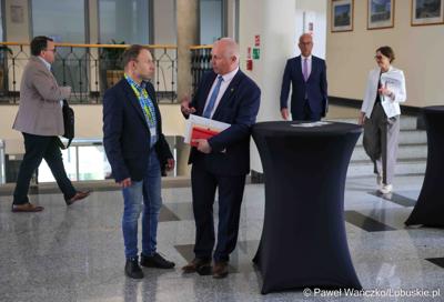 Uczestnicy XI zwyczajnej sesji Sejmiku Województwa Lubuskiego 

