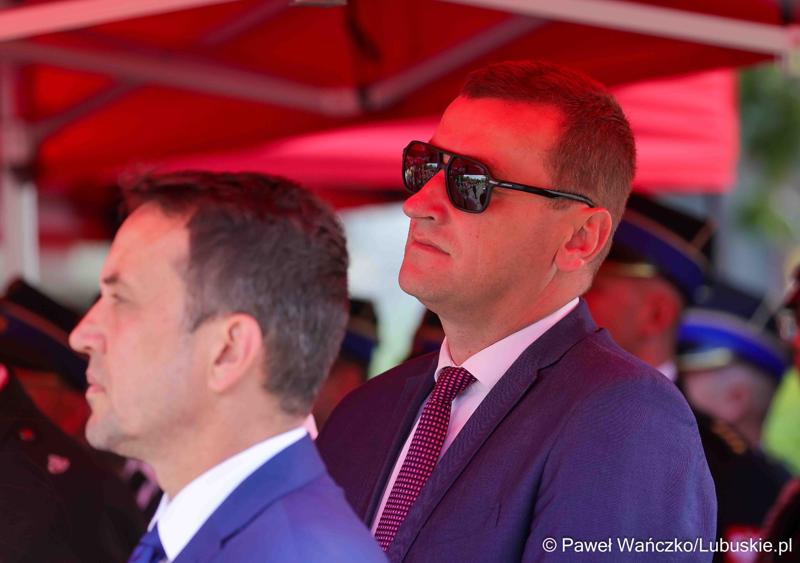 26 lekkich i średnich samochodów ratowniczo-gaśniczych otrzymały lubuskie jednostki OSP w ramach projektu unijnego zrealizowanego przez Oddział Wojewódzki Związku Ochotniczych Straży Pożarnych RP. 28 czerwca 2025 r. na zielonogórskim Placu Bohaterów odbyła się uroczystość podsumowująca to działanie.