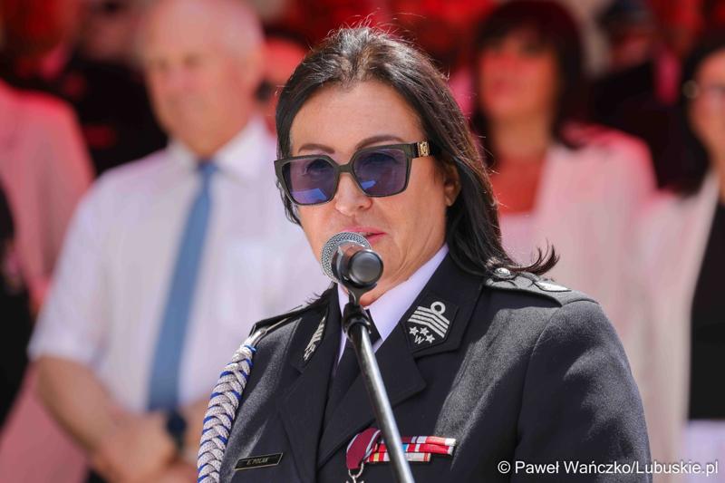 26 lekkich i średnich samochodów ratowniczo-gaśniczych otrzymały lubuskie jednostki OSP w ramach projektu unijnego zrealizowanego przez Oddział Wojewódzki Związku Ochotniczych Straży Pożarnych RP. 28 czerwca 2025 r. na zielonogórskim Placu Bohaterów odbyła się uroczystość podsumowująca to działanie.