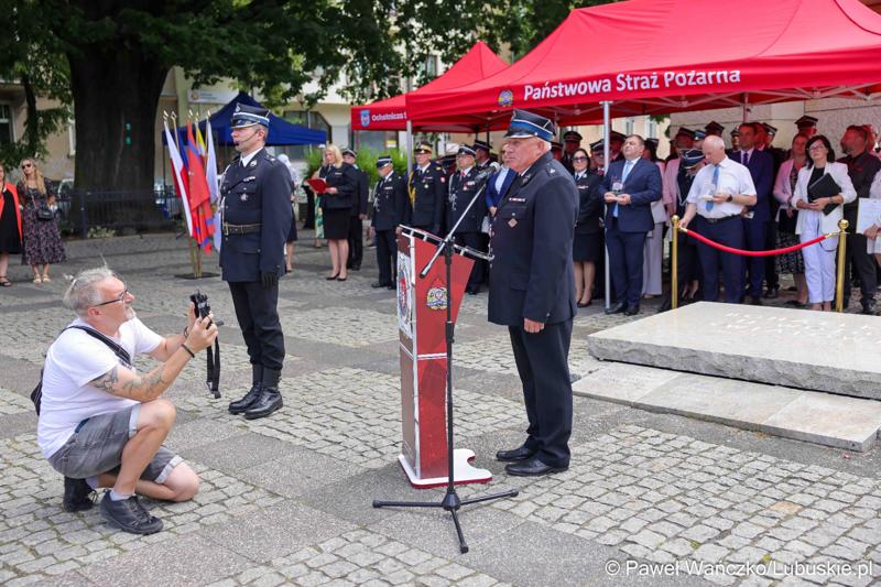 26 lekkich i średnich samochodów ratowniczo-gaśniczych otrzymały lubuskie jednostki OSP w ramach projektu unijnego zrealizowanego przez Oddział Wojewódzki Związku Ochotniczych Straży Pożarnych RP. 28 czerwca 2025 r. na zielonogórskim Placu Bohaterów odbyła się uroczystość podsumowująca to działanie.