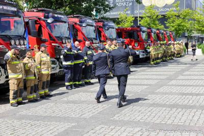 26 lekkich i średnich samochodów ratowniczo-gaśniczych otrzymały lubuskie jednostki OSP w ramach projektu unijnego zrealizowanego przez Oddział Wojewódzki Związku Ochotniczych Straży Pożarnych RP. 28 czerwca 2025 r. na zielonogórskim Placu Bohaterów odbyła się uroczystość podsumowująca to działanie.
