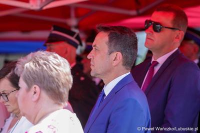 26 lekkich i średnich samochodów ratowniczo-gaśniczych otrzymały lubuskie jednostki OSP w ramach projektu unijnego zrealizowanego przez Oddział Wojewódzki Związku Ochotniczych Straży Pożarnych RP. 28 czerwca 2025 r. na zielonogórskim Placu Bohaterów odbyła się uroczystość podsumowująca to działanie.