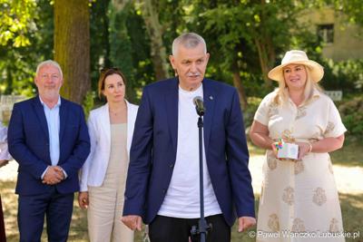 Uczestnicy konferencji prasowej dot. Międzynarodowego Festiwalu Folkloru - Oblicza Tradycji 2025