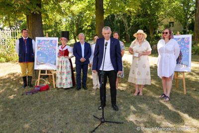 Uczestnicy konferencji prasowej dot. Międzynarodowego Festiwalu Folkloru - Oblicza Tradycji 2025