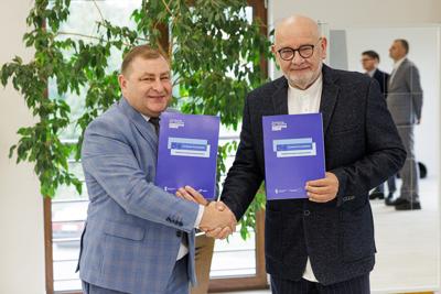 Ośrodek Integracji Społecznej to stowarzyszenie, które wspiera szpitale, podmioty zaangażowane bezpośrednio w ochronę zdrowia na terenie województwa lubuskiego. 