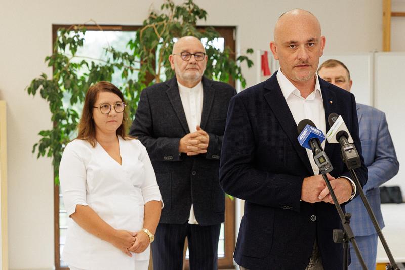 Ośrodek Integracji Społecznej to stowarzyszenie, które wspiera szpitale, podmioty zaangażowane bezpośrednio w ochronę zdrowia na terenie województwa lubuskiego.