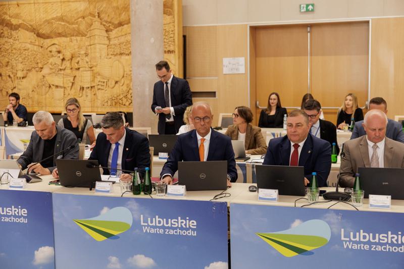 Sesja Sejmiku Województwa, podczas której wybrano nowego marszałka oraz zarząd województwa lubuskiego