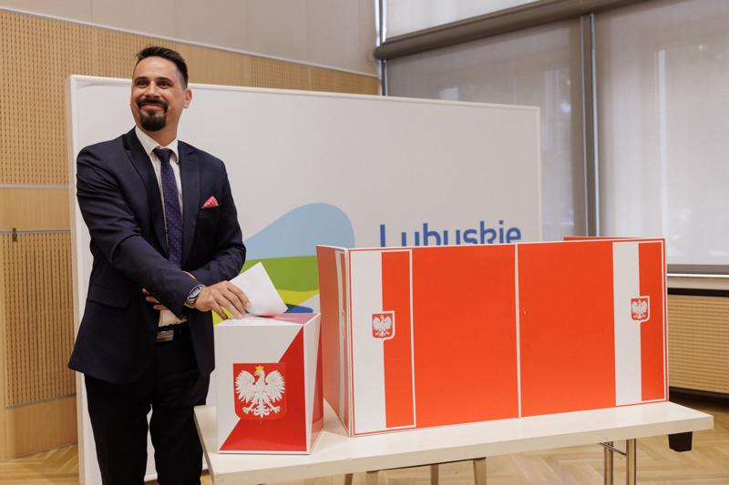 Sesja Sejmiku Województwa, podczas której wybrano nowego marszałka oraz zarząd województwa lubuskiego