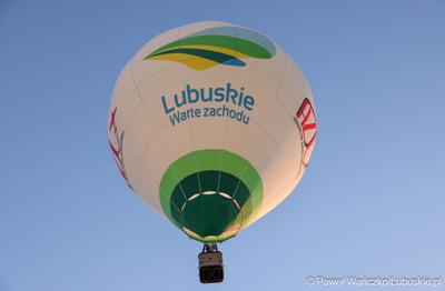 Balon z logotypem i herbem Województwa Lubuskiego oraz logotypem Aeroklubu Ziemi Lubuskiej 