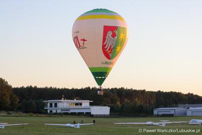 Balon z logotypem i herbem Województwa Lubuskiego oraz logotypem Aeroklubu Ziemi Lubuskiej 
