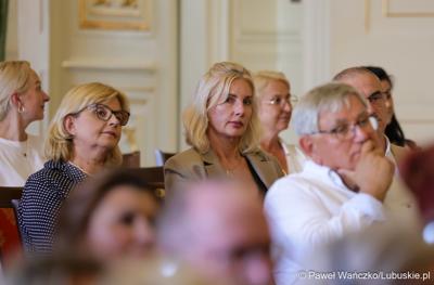 Uroczystość 15-lecia założenia Europejskiego Związku Parków Łużyckich w Pałacu Książęcym w Żaganiu

