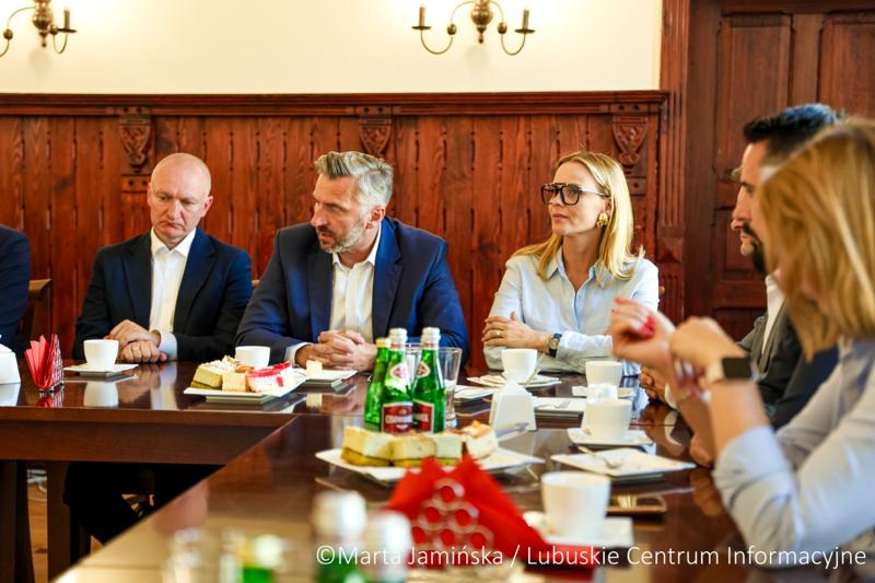 W Drezdenku odbyło się spotkanie władz województwa lubuskiego, parlamentarzystów i samorządowców powiatu strzelecko-drezdeneckiego.