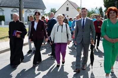 Członek Zarządu Województwa Lubuskiego Anna Chinalska wzięła udział w dożynkach gminnych, które odbyły się 23 sierpnia 2025 r. w Marcinowicach.
